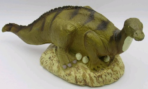 Safari ltd carnegie maiasaura - safari,