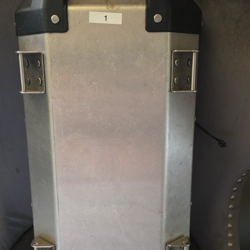 Triumph tiger side box - triumph,