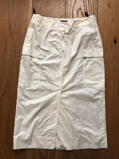 DAKS BEIGE PENCIL SKIRT