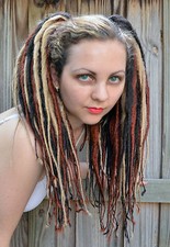 Multi tone clip - *multi-tone*, synthetic