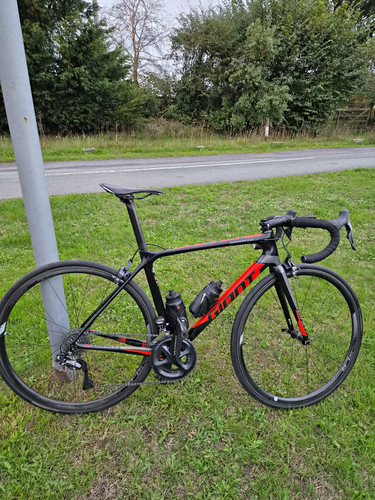 Giant tcr carbon fibre road - giant,