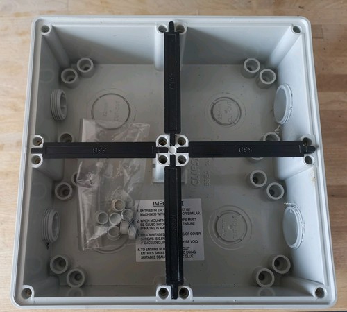 Clipsal series 56e4 - 56,