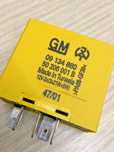 Vauxhall opel yellow flasher - opel, /