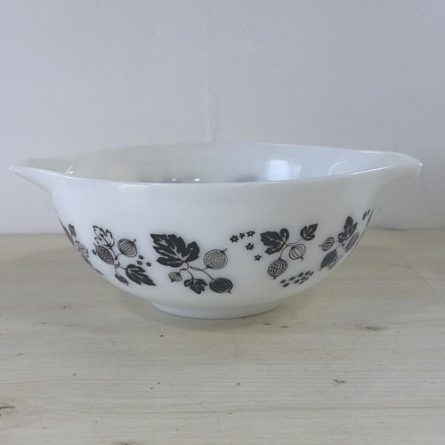 Vintage pyrex gooseberry - vintage,
