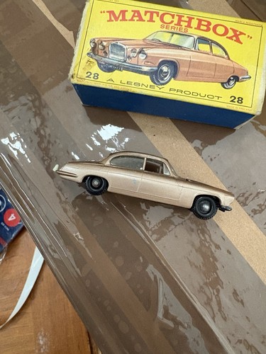 Matchbox series no 28 - matchbox, no.28