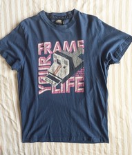 Franklin Marshall Mens Graphic T-shirt Size Medium Vintage look Polaroid Camera