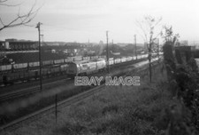 PHOTO  CLASS 52 D1070 WESTERN GAUNTLET AT EXMOUTH JUNCTION COAL DEPOT WITH EXMOU