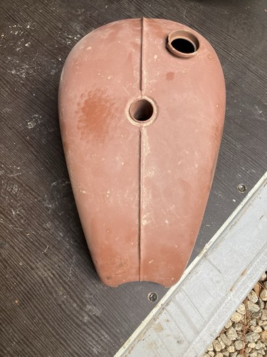 Triumph 650 750 - , tank