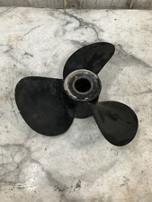 Volvo Penta 40-18 854826 B5F boat prop propeller