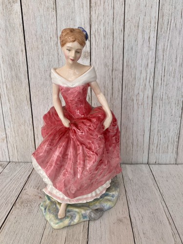 Vintage 1991 royal doulton - vintage,