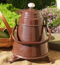 Enamel bucket with lid Planter