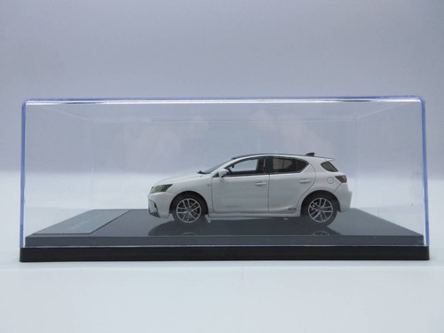 Wit lexus ct - 1/43,
