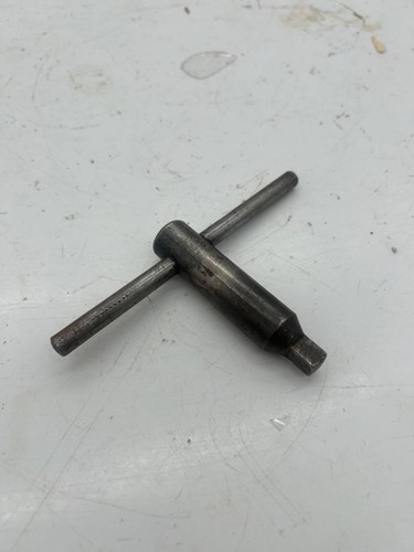 Lathe chuck key 8mm - -,