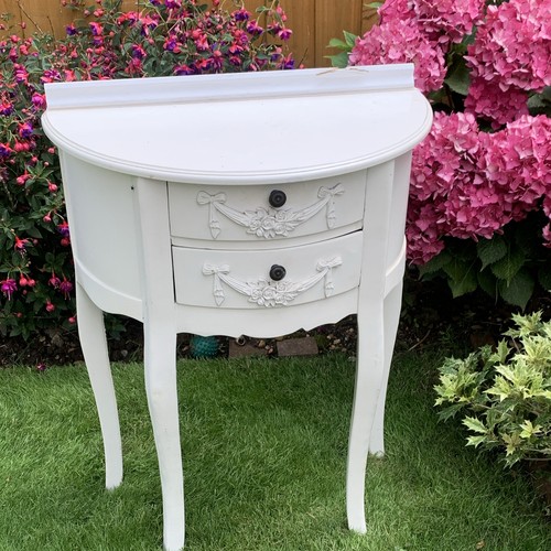 White half moon bedside table - half-moon,