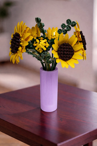 Vase for lego sunflowers - vase,