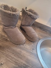 Ugg grey suede bailey bow - grey,