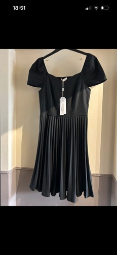 Elegant black puff - black,
