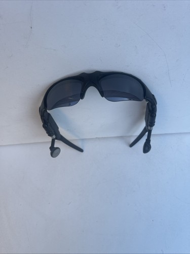 Oakley thump mp3 - thump,
