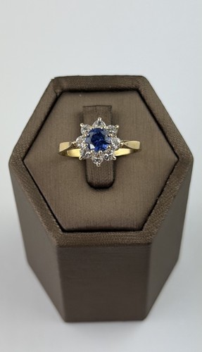 Sapphire and moissanite - sapphire,