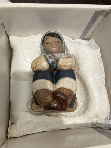 Lladro 12159 pensive eskimo - #12159,