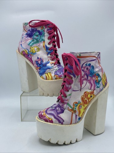 Iron fist little pony - fist,