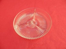 Clear glass bonbon/nuts/coins dish, ridged, 3-way divider, round 14 cm diameter