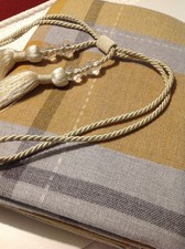 Heritage Grey/Ochre wool feel