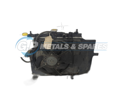 Nissan note tekna auto - nissan,