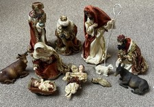Deluxe 10pc Nativity Set