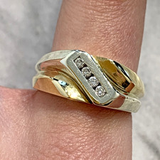 9 ct Gold Diamond .16ct Ring