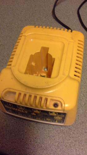 Battery charger walt - charger,