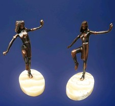 PAIR VINTAGE SPELTER EGYPTIAN FIGURINES MARBLE BASE COPPER TONE METAL 1930/50s
