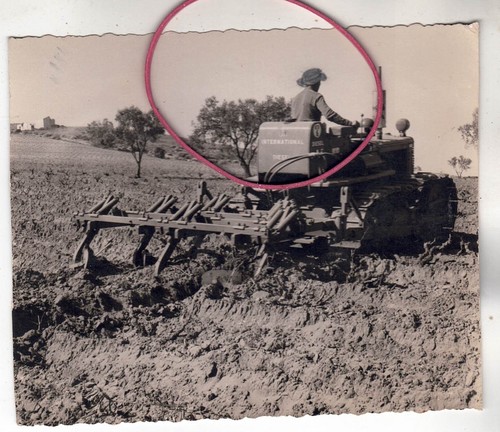 Photo tractor hauler - tractor,