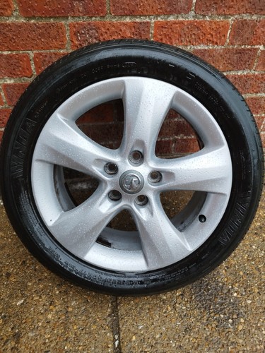 Vauxhall astra alloy - vauxhall, wheel