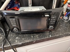 Nissan X-Trail T32 Radio / Sat