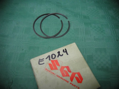 Piston ring set suzuki 250 - piston,
