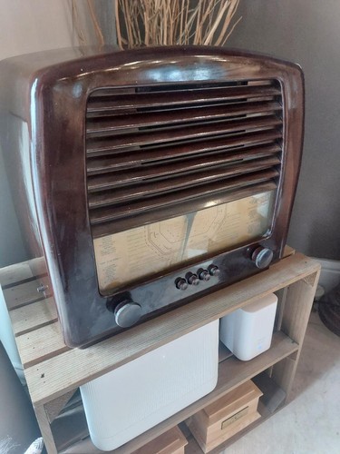 Vintage bc 4560 bakelite - c,