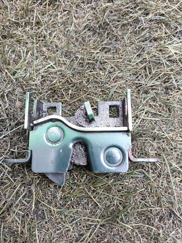 Jaguar type bonnet catch - type,
