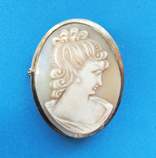Antique Victorian Cameo Brooch