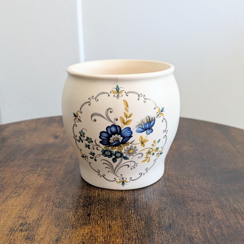 Aldridge pottery ceramic pot - aldridge,