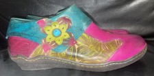 LADIES SIZE 6.5 PINK AND TEAL