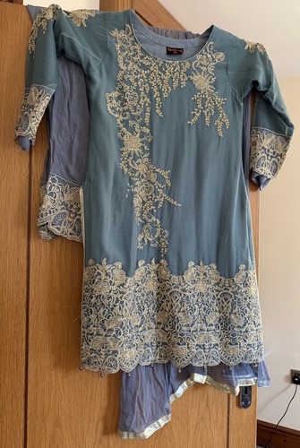Pakistani partywear - pakistani,