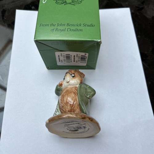 Beatrix potter head gardener - beatrix,