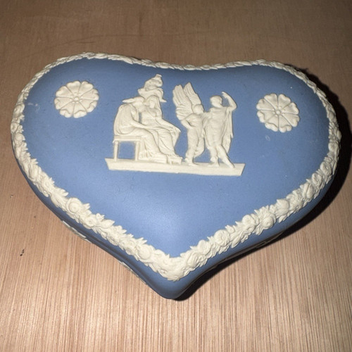 Wedgewood blue white heart - blue, &