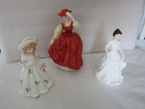 Pretty ladies royal - 3,