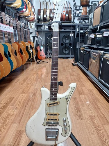 Yamaha electric guitar - sg-5,