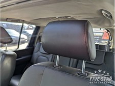 Nissan Pathfinder Front Seat