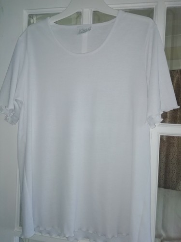 Jorli white short sleeved top