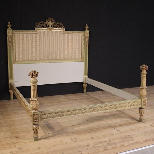 Italian double bed furniture