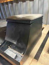 LAND ROVER DEFENDER METAL LOCKABLE CUBBY BOX